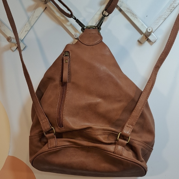 Tassel Accent Tan Leather Sling Backpack - Picture 7 of 9